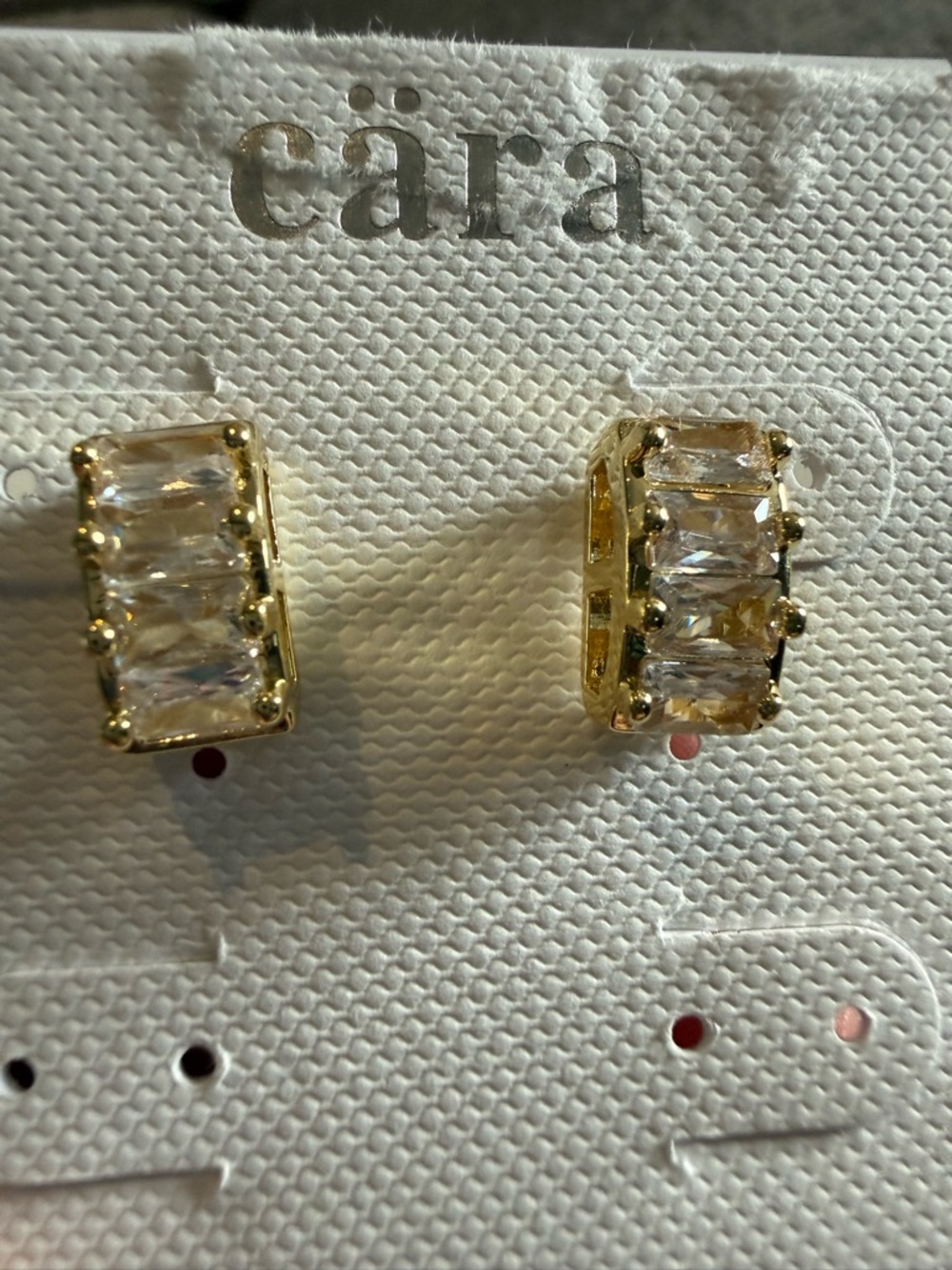 NEW Nordstrom cära Gold Rectangular Crystal Huggie Earrings - Gold